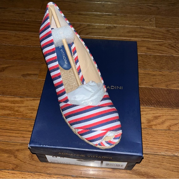 Adrienne Vittadini Navy & Red Bailee Peep Toe Wedges Women’s Size 8 EU 38 - Picture 5 of 10